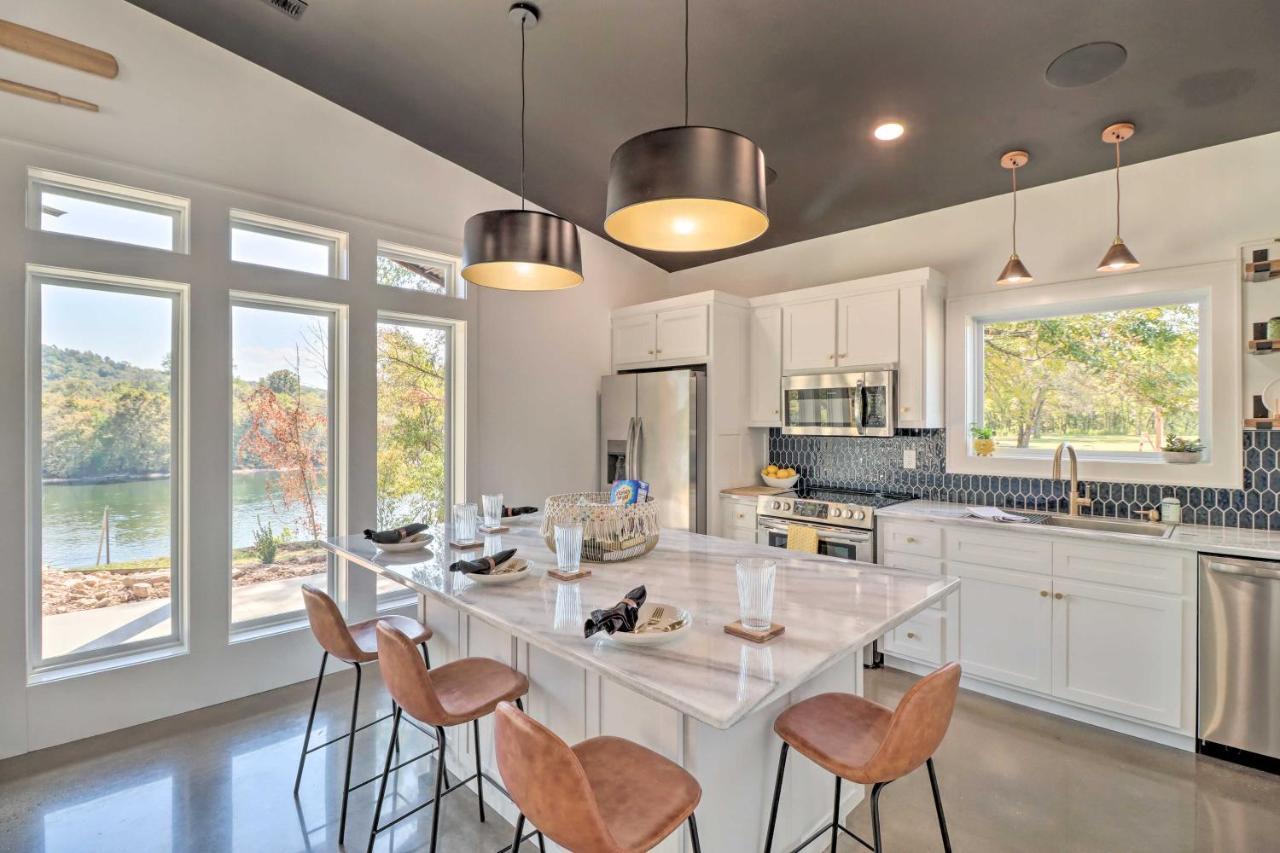 Modern Norfork House With Patio On White River! Esterno foto